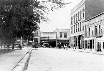 Lincoln Avenue ca 1918 - 1920